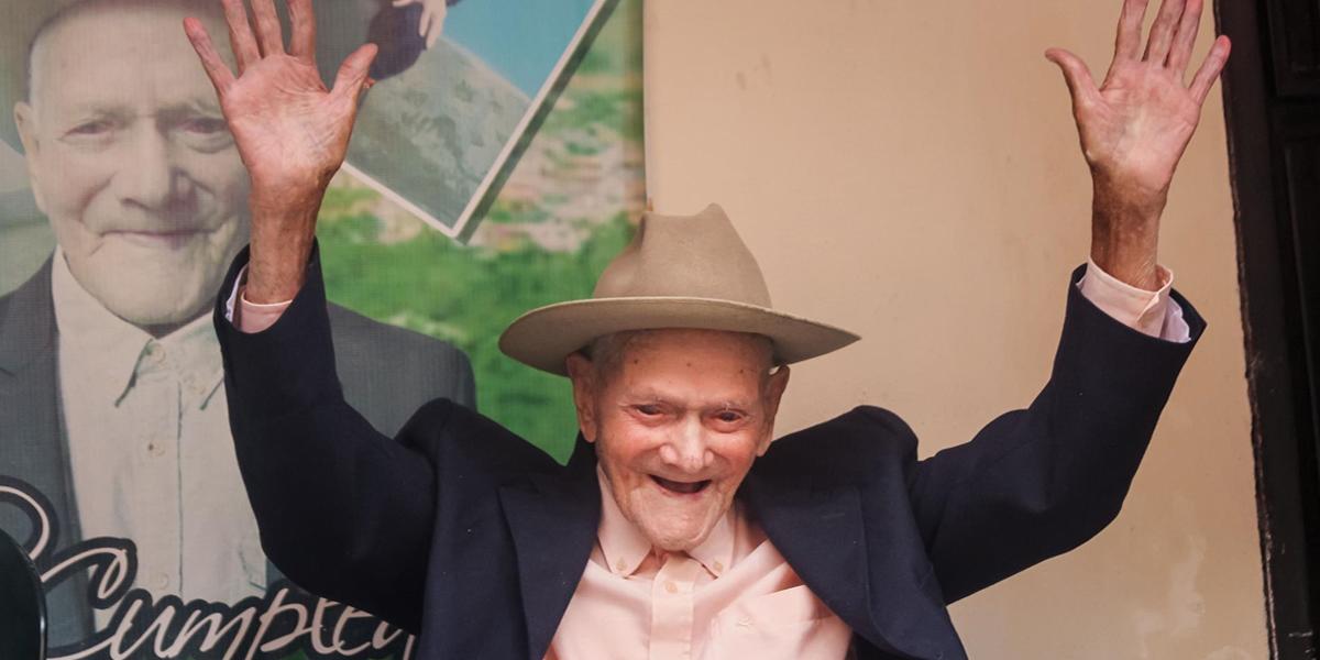 Récord Guiness certifica a un venezolano de 112 años como el hombre más viejo del mundo