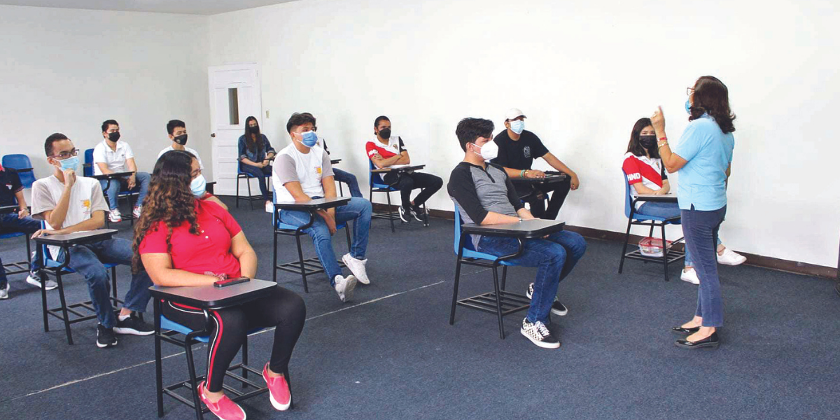 Más de 25 centros privados en SPS iniciarían el 2022 semipresencial