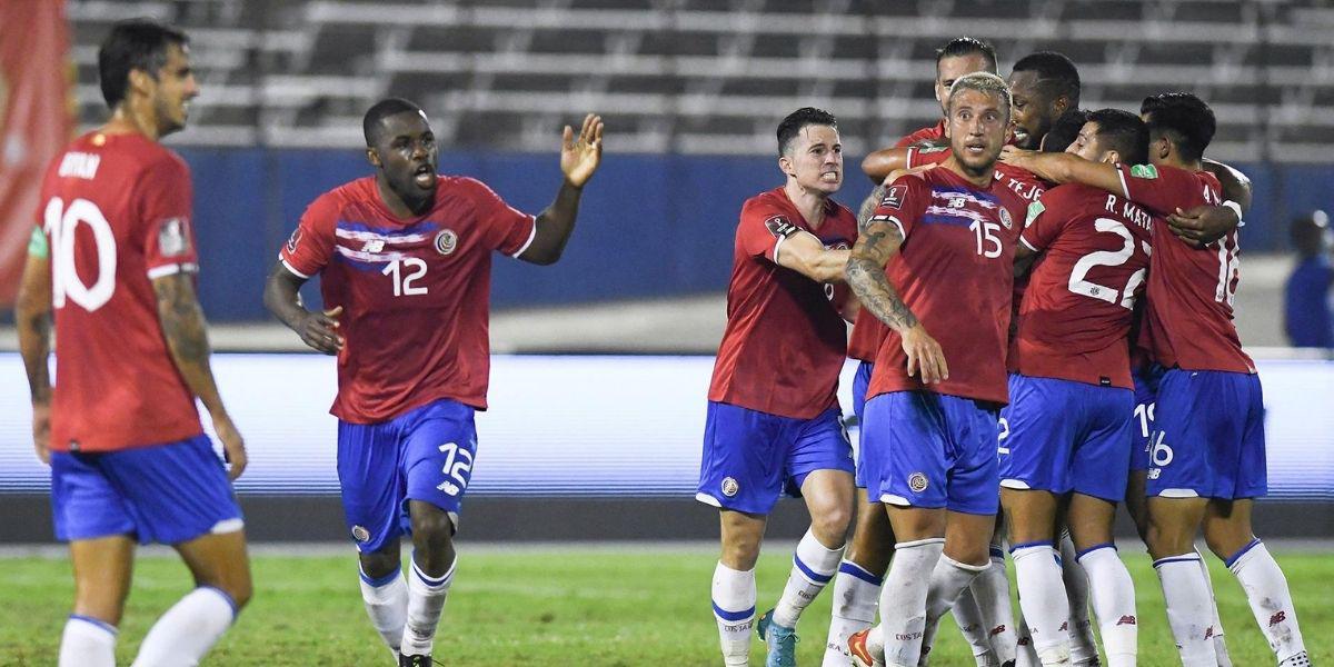 ¿Peligran sus puntos? Costa Rica niega que dos futbolistas jugaran con covid en Jamaica