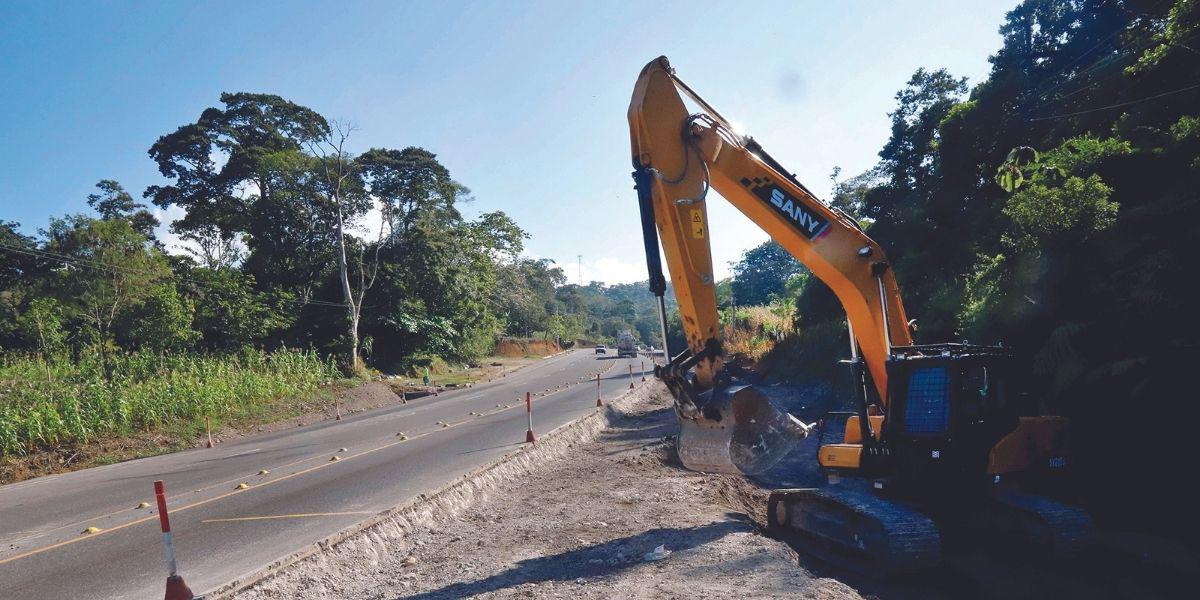 Reparan hundimientos y grietas en la carretera CA-5