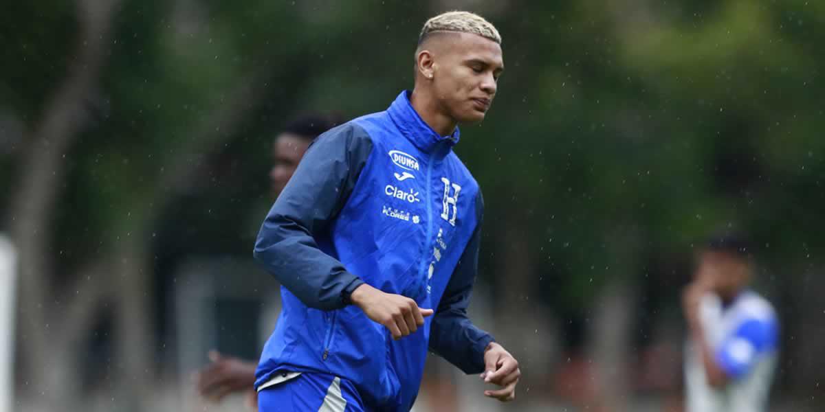 Nueva baja: Honduras pierde a Kervin Arriaga para los duelos ante México