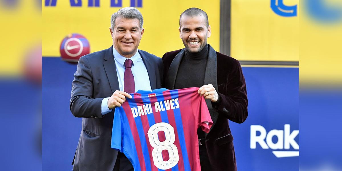 La felicidad en Dani Alves era evidente.