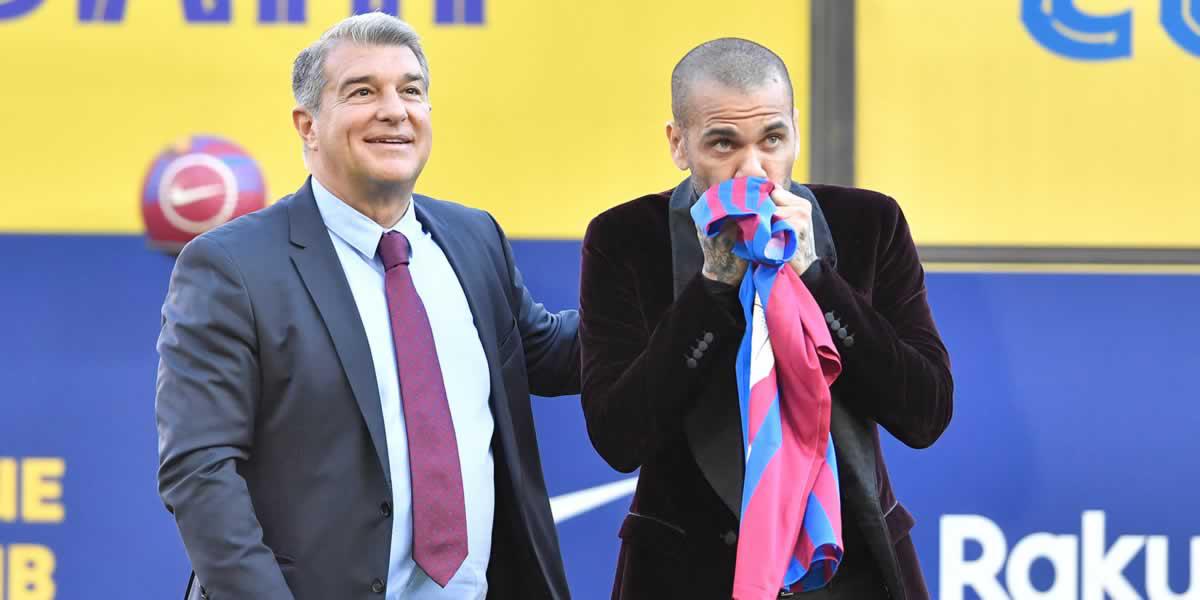 ¿Messi e Iniesta? El bombazo que soltó Laporta en la presentación de Dani Alves