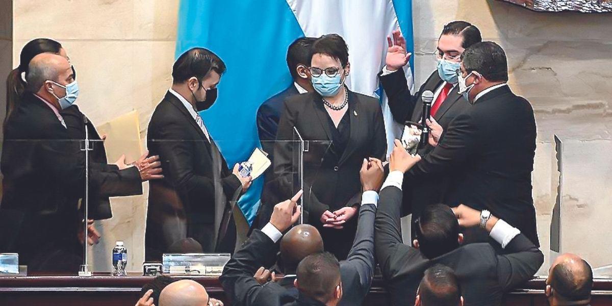 Jorge Cálix demandará al Estado por golpe a su directiva en el Congreso