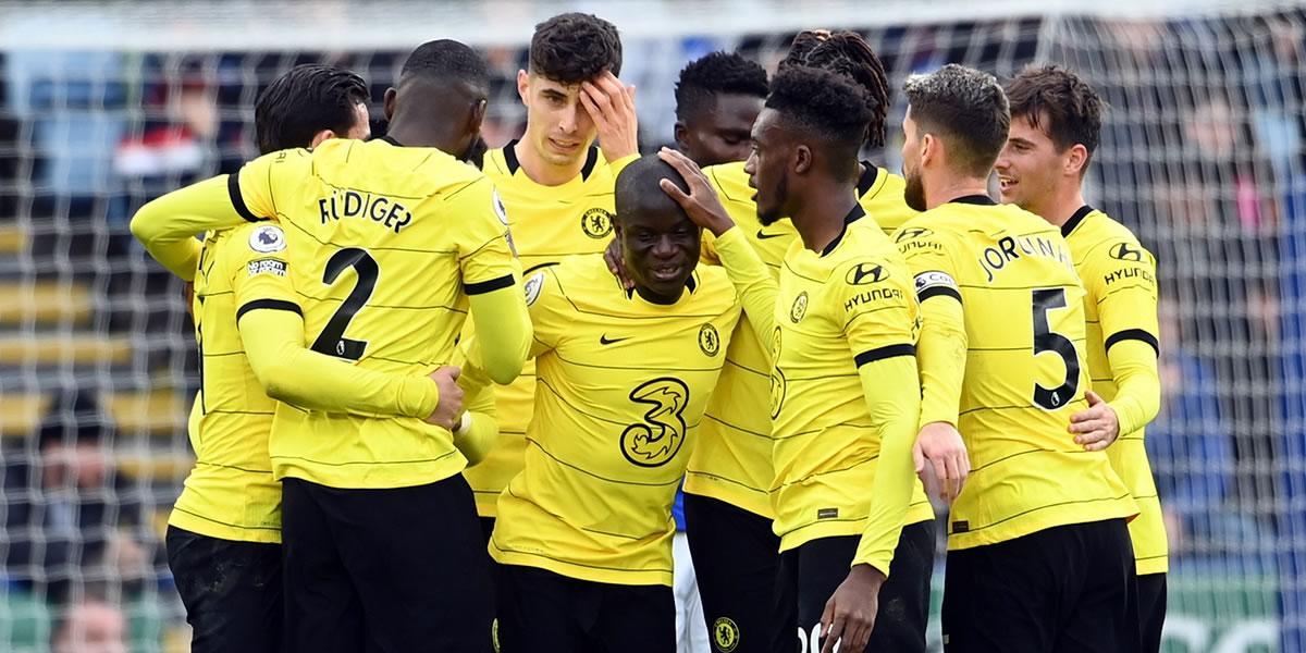 Chelsea refuerza su liderato de la Premier League goleando al Leicester