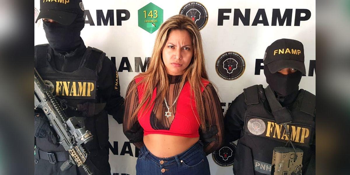 Arrestan a mujer vinculada a extorsión de transportistas en Tegucigalpa