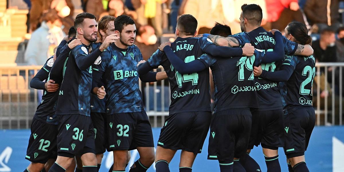 El Cádiz del ‘Choco‘ Lozano pasa a octavos de final de la Copa del Rey con un gol en el minuto 93