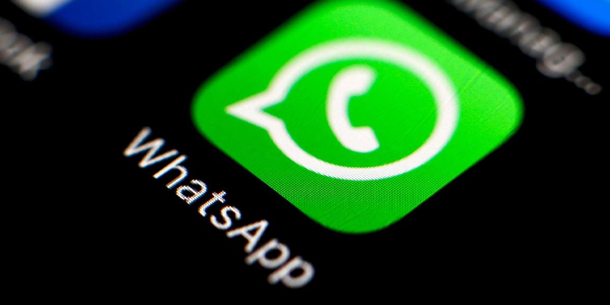 Inteligencia artificial y periodistas ya verifican en español en WhatsApp