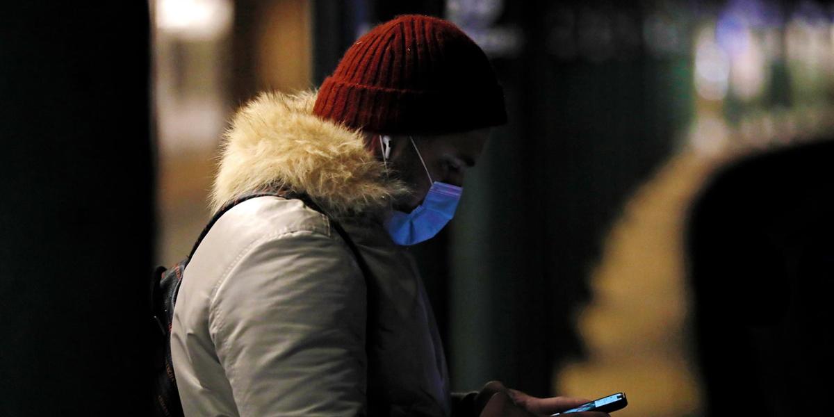 EEUU considera que el 70% de ciudadanos puede salir sin mascarilla