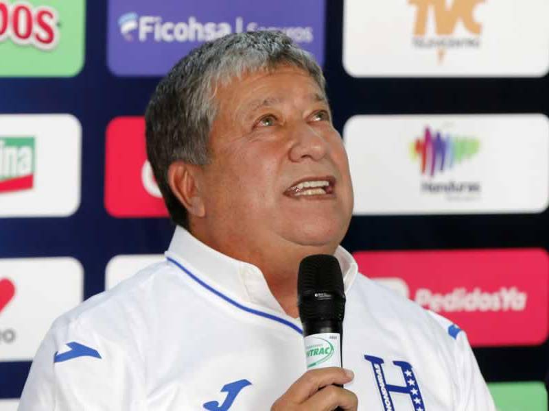 ‘Bolillo‘ Gómez brinda su primera convocatoria en la Selección de Honduras