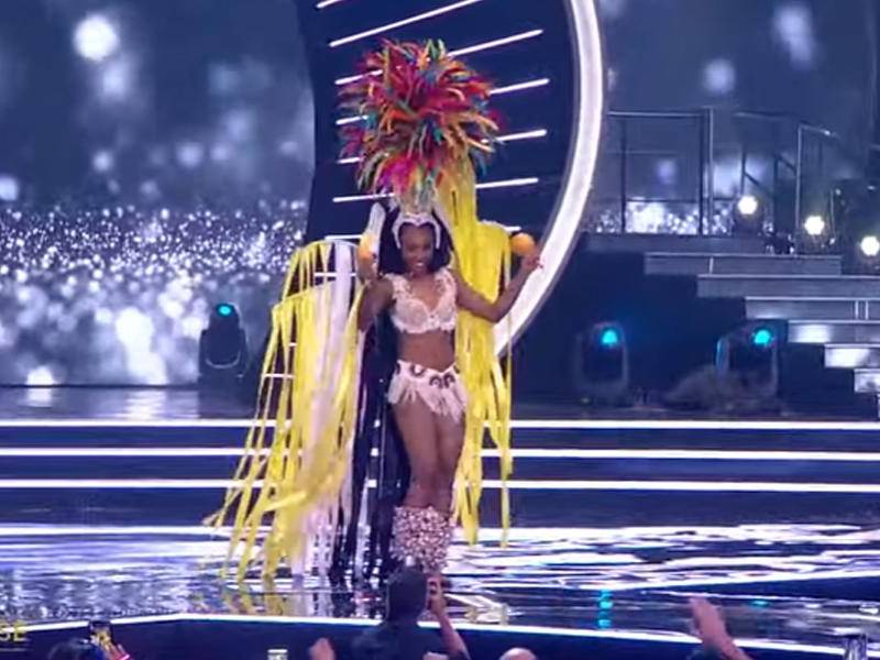 Rose Meléndez al momento de su presentación.