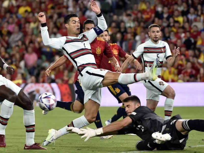 Cristiano Ronaldo jugó el último tramo del partido contra España y Portugal logró sacar un empate del Benito Villamarín.