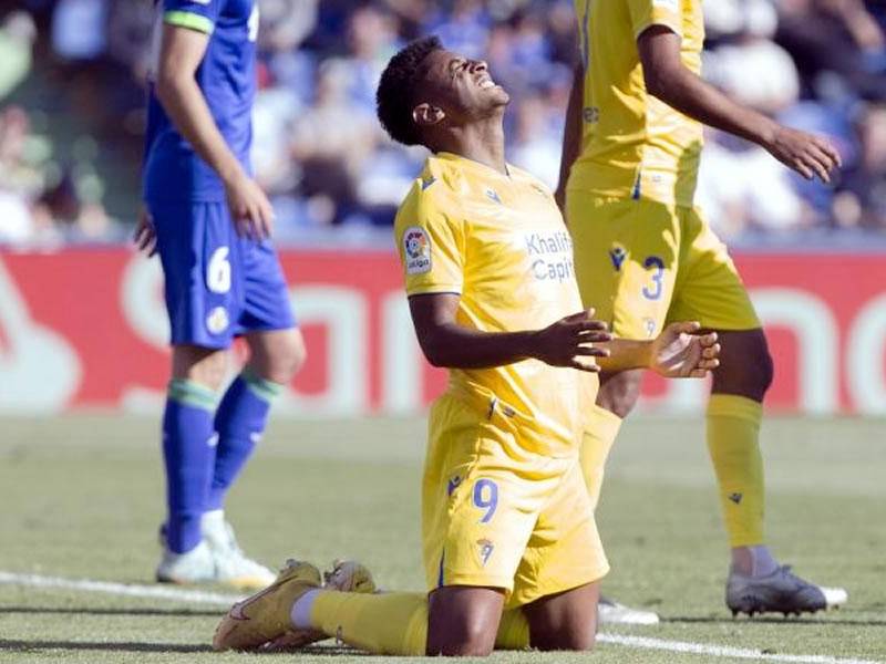 El delantero hondureño Antony ‘Choco‘ Lozano se fue en blanco una jornada más con el Cádiz.