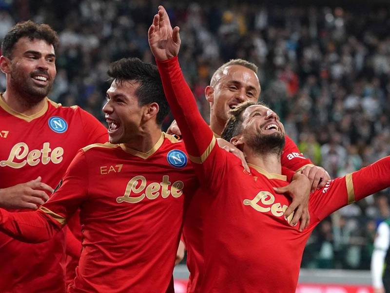 El Napoli ganó de visita al Legia Varsovia en la jornada 4 de la Europa League.