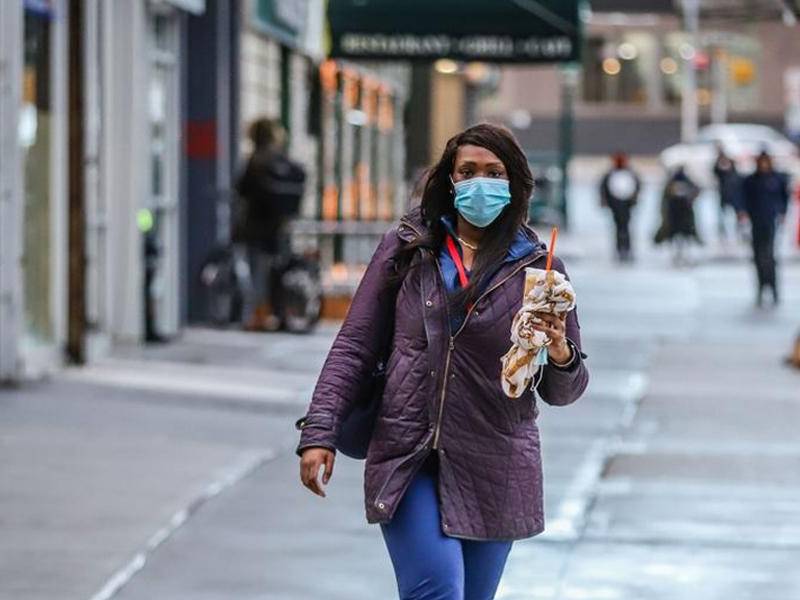 Los departamentos de Salud locales serán los responsables de hacer cumplir la orden.