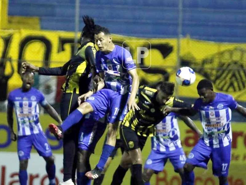 Real España y Victoria igualan a uno en el estadio Morazán.