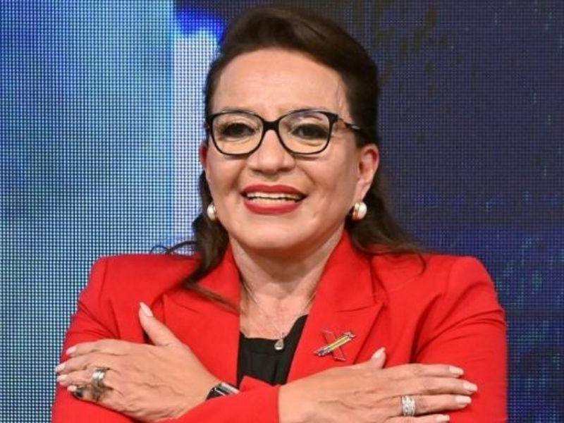 Castro, de 62 años, rompió, con su victoria, el bipartidismo en la Presidencia de Honduras.