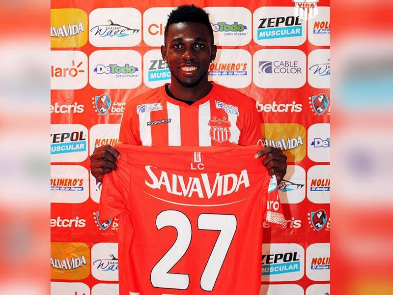 Carlos ‘Muma’ Fernández no podrá jugar con el Vida en este Torneo Clausura 2022.