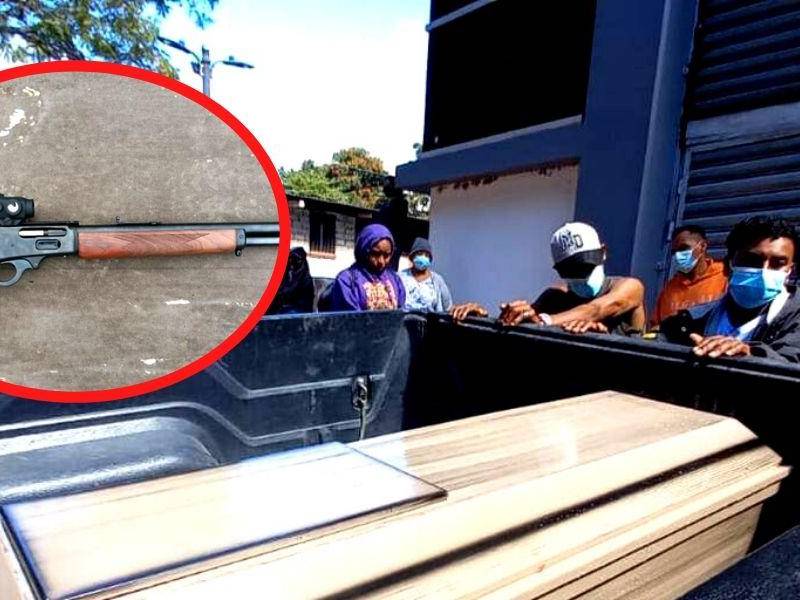 Familiares reclamaron el cuerpo del menor este martes en Tegucigalpa.