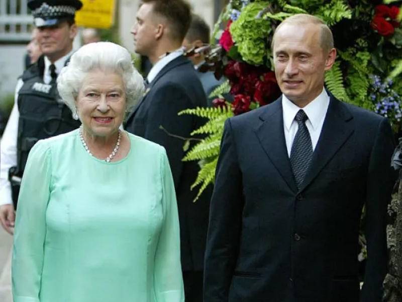 La monarca británica y el presidente ruso Vladímir Putin.