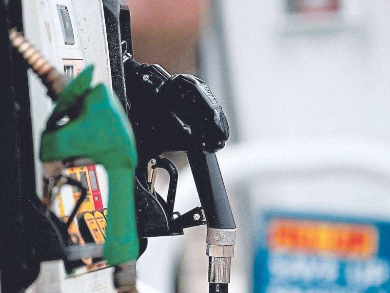 El 75% de los carros que circulan en Honduras pueden usar gasolina regular.