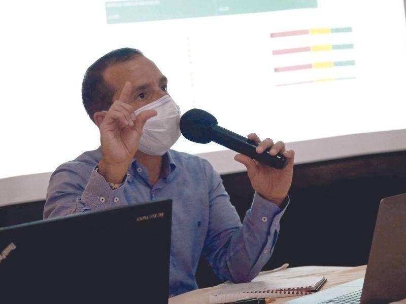 Mercados reaccionan al primer reporte económico y financiero del Gobierno.