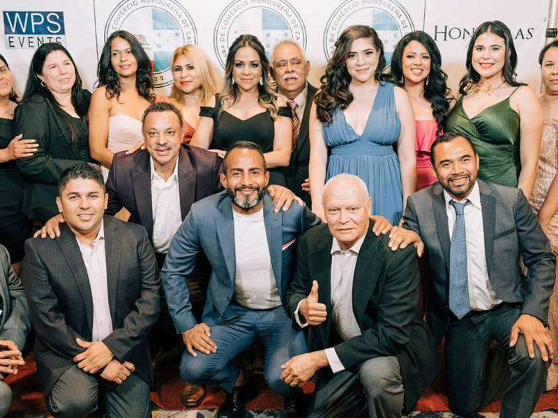 La junta directiva de la Cámara de Comercio Hondureña de California.