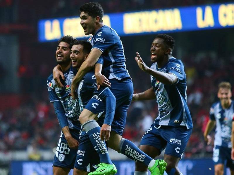 El Pachuca le pasó por encima de manera contundente al Toluca en su propia casa y caricia el título del Torneo Apertura 2022 de la Liga MX.