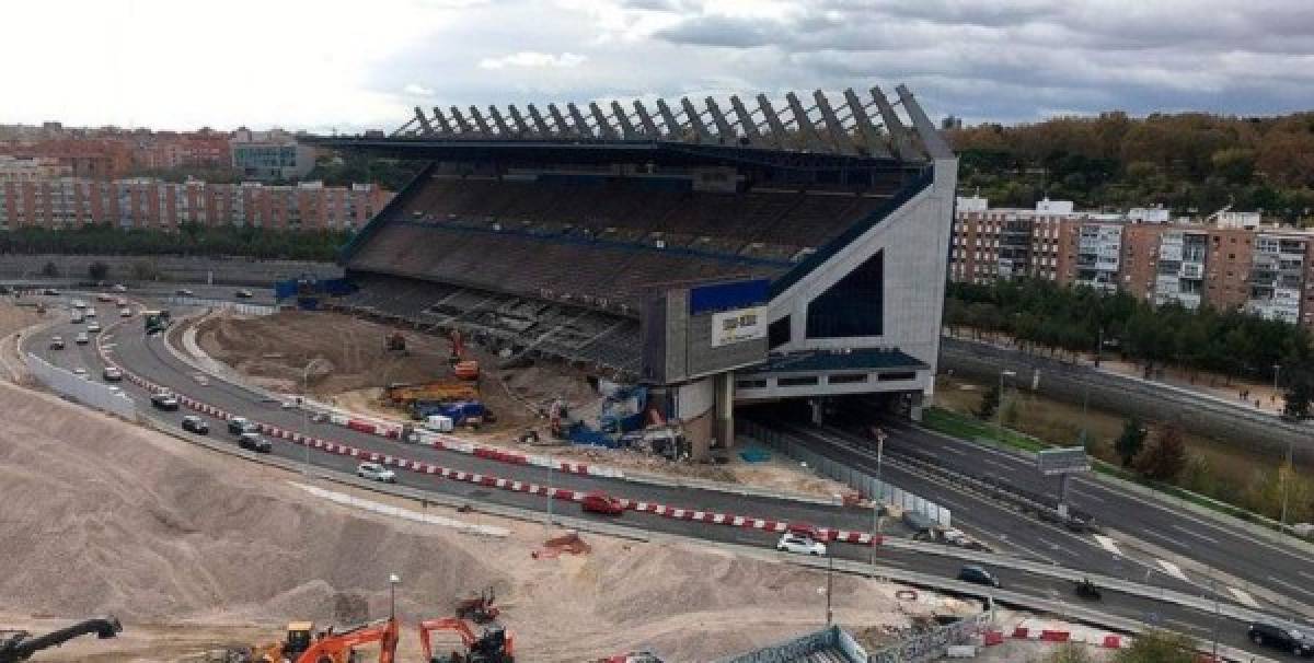 El desmantelamiento del Calderón, del que se ocupa el Atlético de Madrid, durará un total de 11 meses.