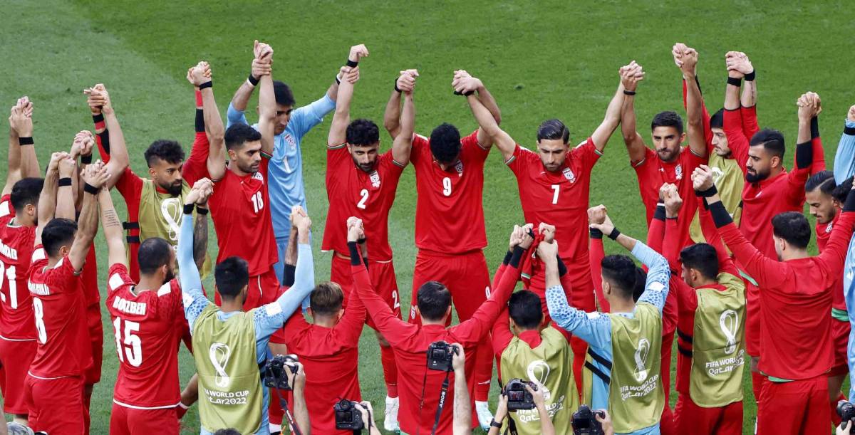 ¿La razón? Futbolistas de Irán decidieron no cantar el Himno en su debut en el Mundial de Qatar