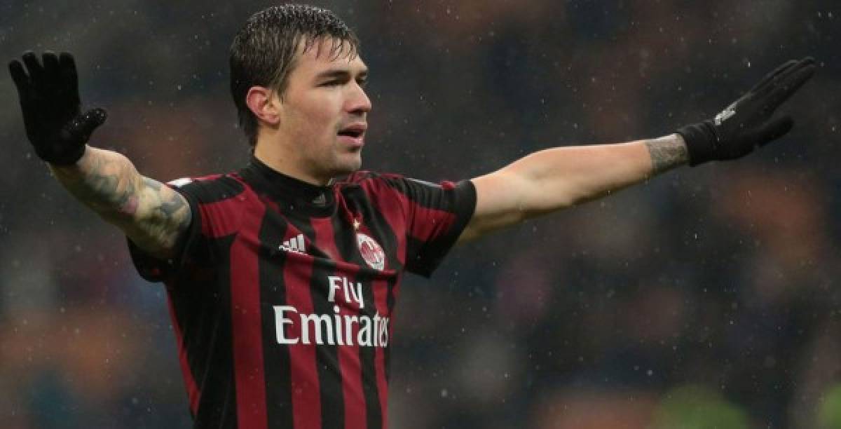 Romagnoli: El Milan quiere ofrecer a Romagnoli tres años más de contrato, hasta 2023, y una mejora de su salario que ascendería hasta los 4 millones de euros anuales