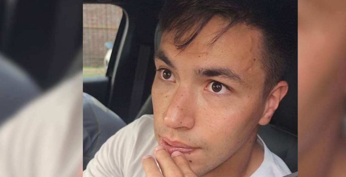 Futbolista presenta a su novio en medio de entrevista y equipo toma decisión