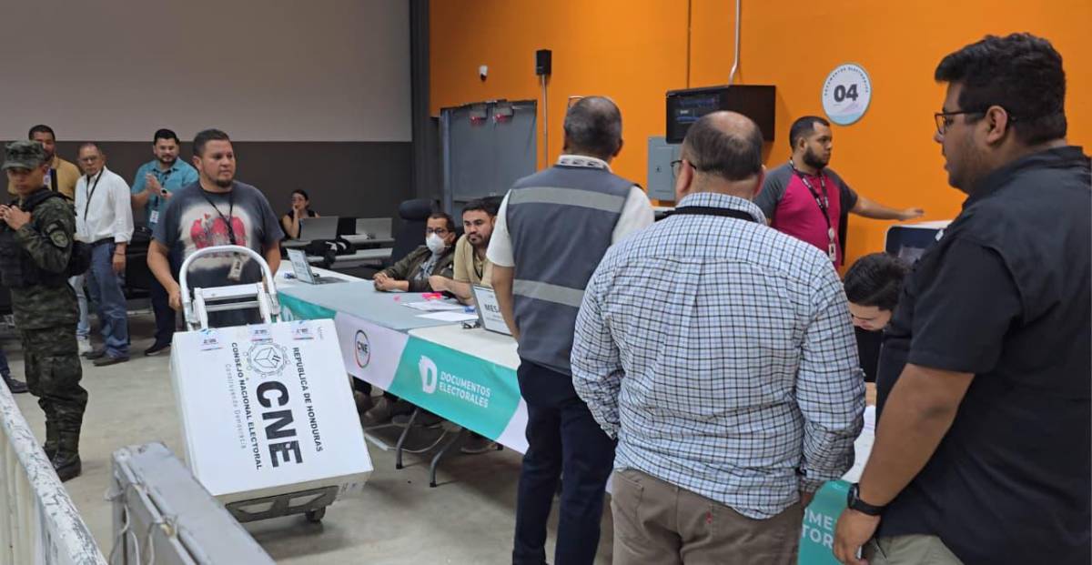 ¿De dónde provienen las primeras urnas abiertas en el escrutinio especial?