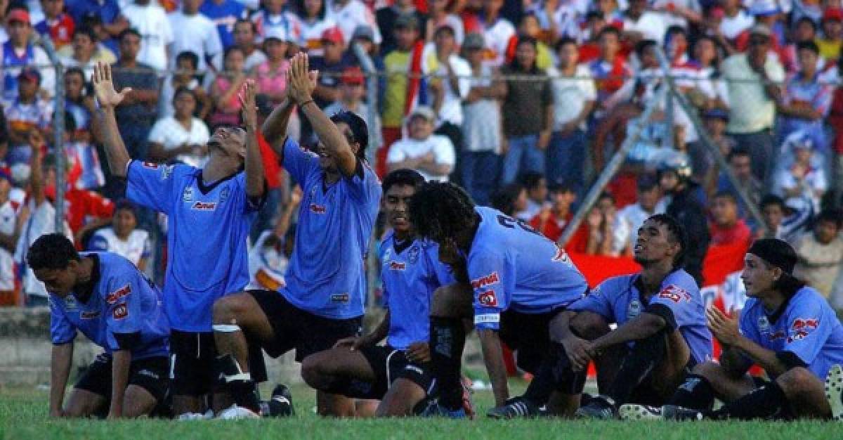 El Vista Hermosa fue un club de fútbol salvadoreño, de la ciudad de San Francisco Gotera en Morazán. Fue fundado en 1999 y ostentó un título de Primera división