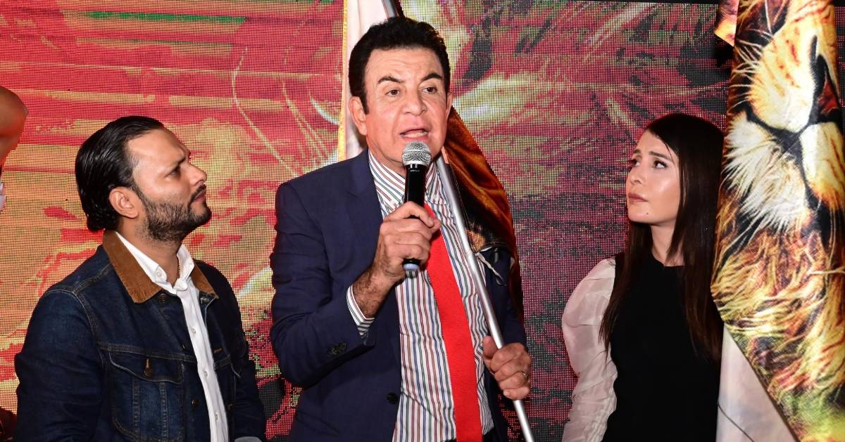 Nasralla asegura que estos datos sin procesar le darían la victoria en conteo del CNE