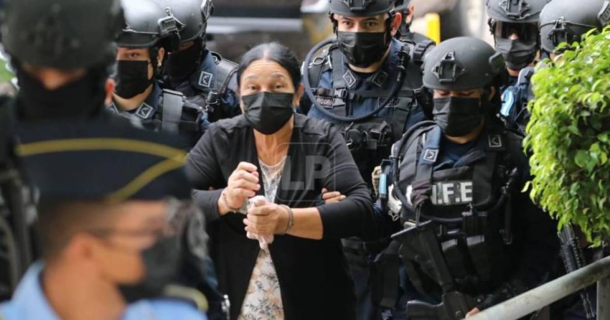 “La matriarca del narco en Honduras” apenas es la segunda hondureña pedida en extradición después de Marlen Griselda Amaya Argueta, enviada en 2013 junto a su esposo José Inocente Valle. Sin embargo, recobró su libertad en el año 2021 tras cumplir su condena en EEUU. 