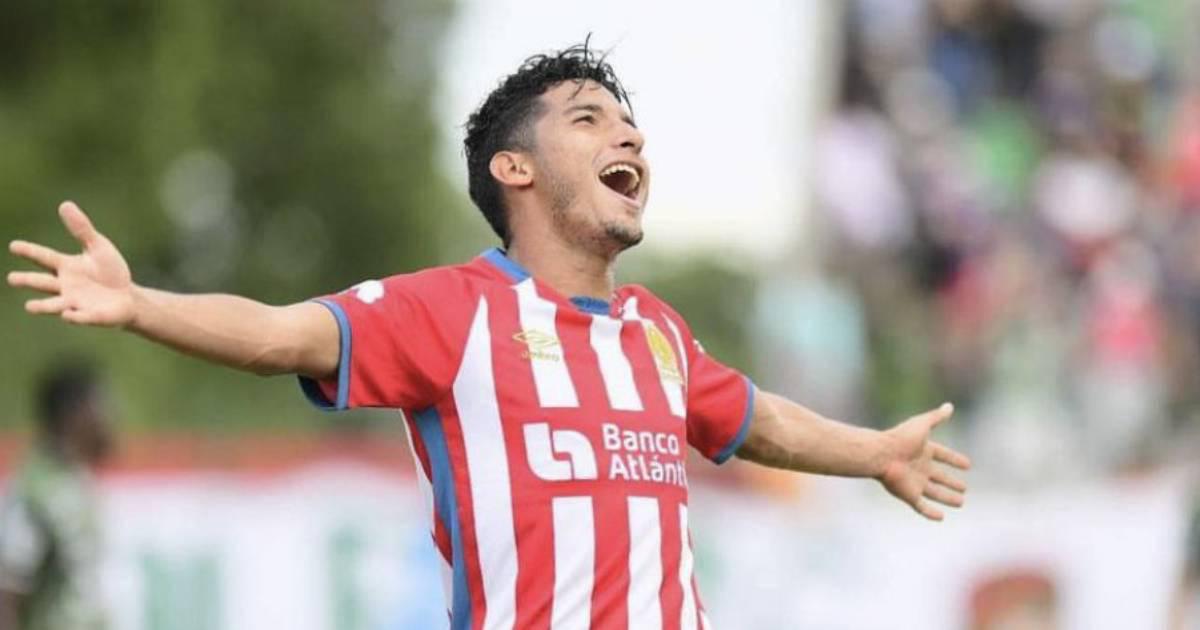 José Mario Pinto del Olimpia es uno de los ausentes en la convocatoria de Honduras.