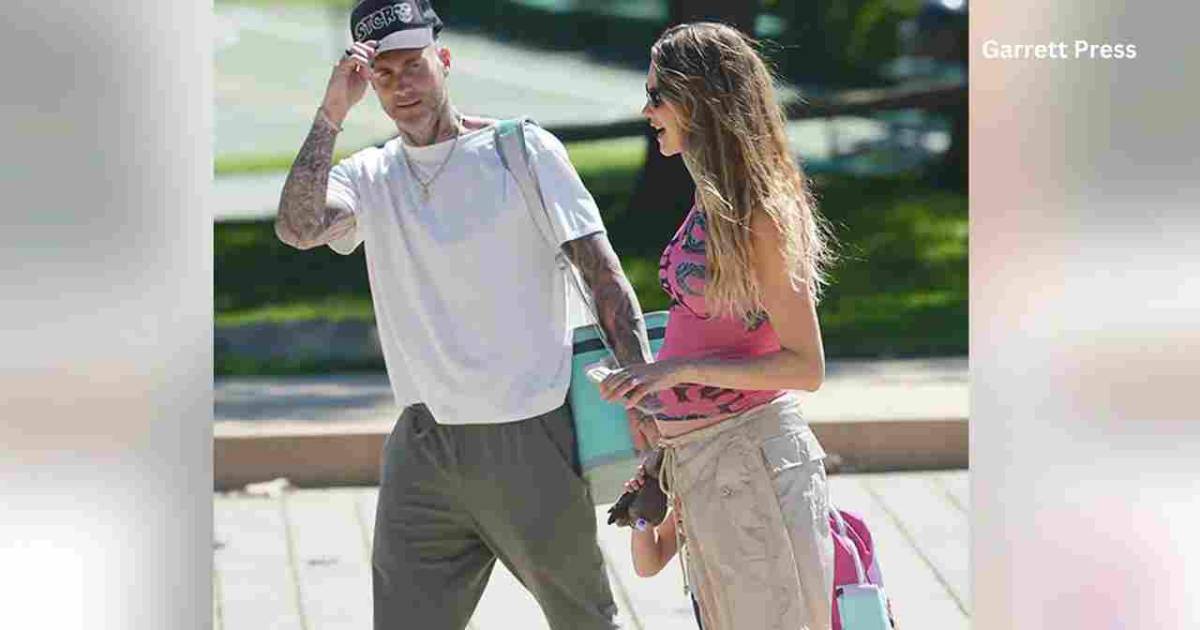 Adam Levine y Behati Prinsloo fueron captados el pasado miércoles.