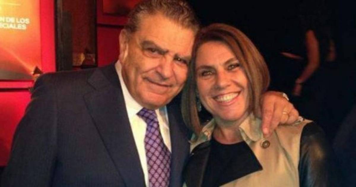 En una entrevista Don Francisco expresentador de Sábado Gigante reveló la impactante razón del por qué su hija Vivi Kreutzberger ya no está en televisión.