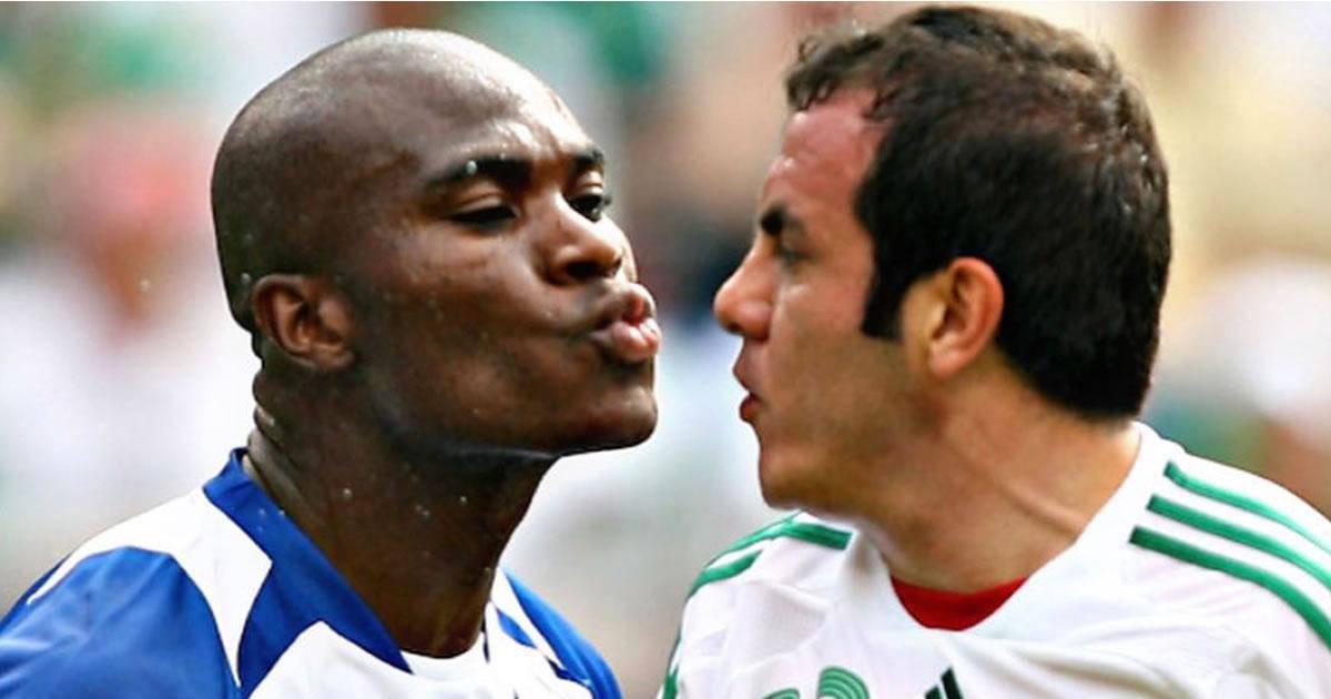 Samuel Caballero revela por qué besó a Cuauhtémoc: Se lo soné en la oreja