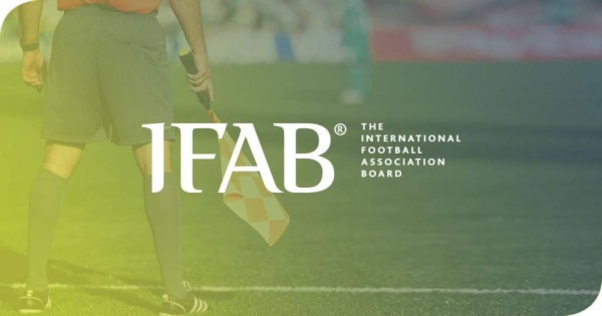 La International Football Association Board (IFAB), órgano que establece cuáles son las reglas del fútbol, anunció varios cambios que se usarán luego de que se vuelva a la actividad.