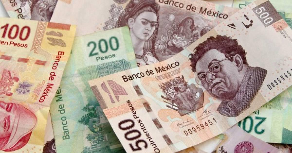 El peso mexicano cae un 4,36 % ante el dólar tras el triunfo electoral del oficialismo