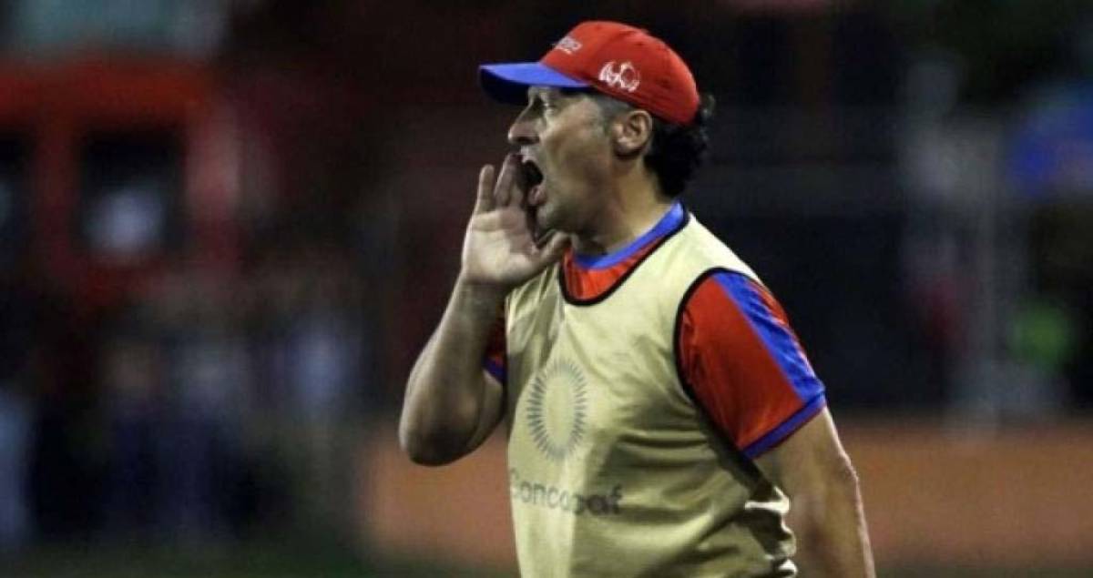 Tras la confirmación de la llegada de Pedro Troglio al San Lorenzo, medios deportivos de Argentina han informado las razones por las que el equipo se fijó en el que era entonces DT del Olimpia en Honduras.
