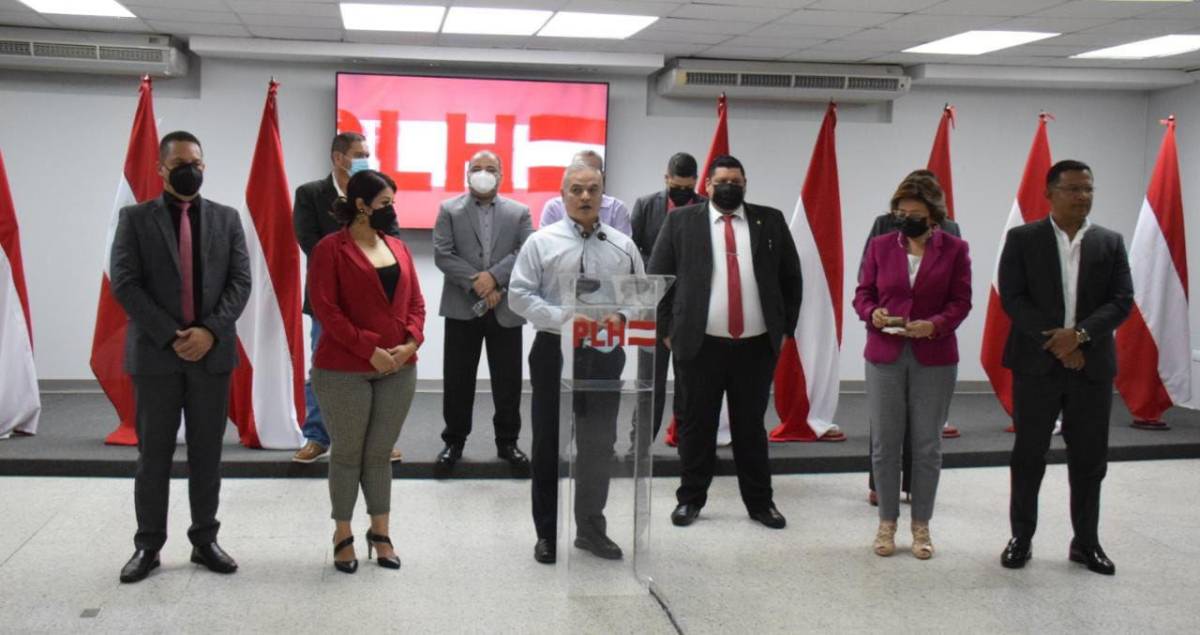 José Gaído, diputado suplente que fue suspendido del PAC, se suma al Partido Liberal (Fotos)