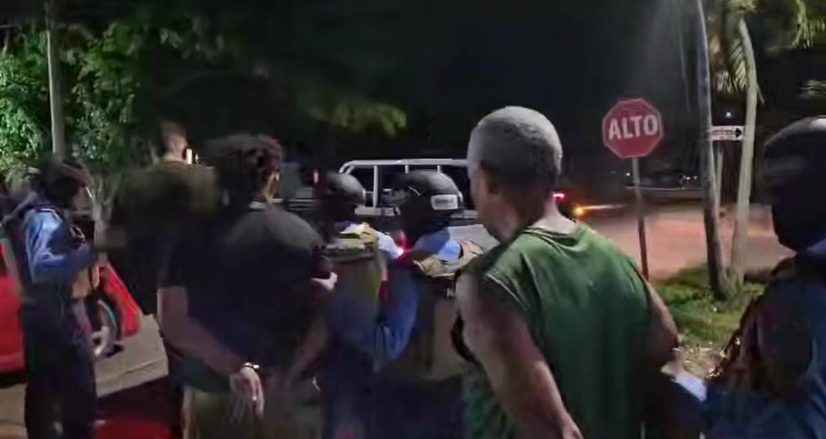 Capturan a ‘El Patudo’, ‘El Negro’ y ‘El Perro’ de la MS-13 por tráfico de drogas en Omoa