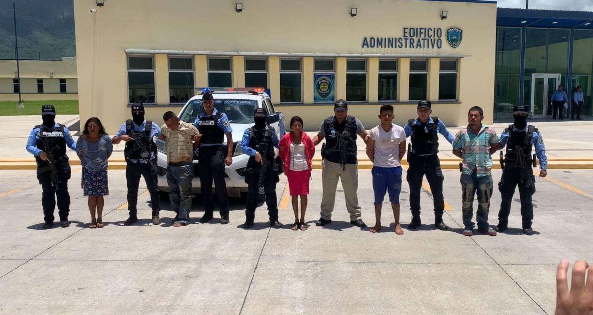 Quedan en prisión acusados de matar y quemar a mujer en Olanchito, Yoro