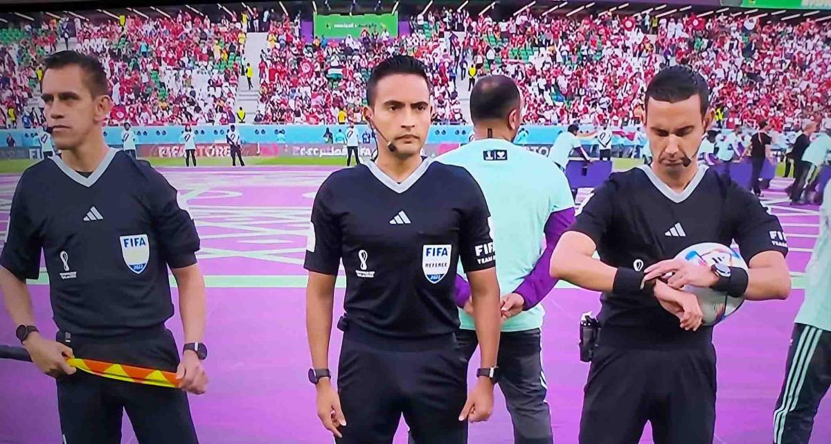 Said Martínez se estrena en el Mundial de Qatar y la FIFA lo nombra para otro partido