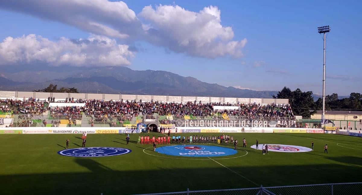 El estadio Carlos Miranda de Comayagua volvió a recibir fútbol de Primera División de Honduras tras la remodelación.