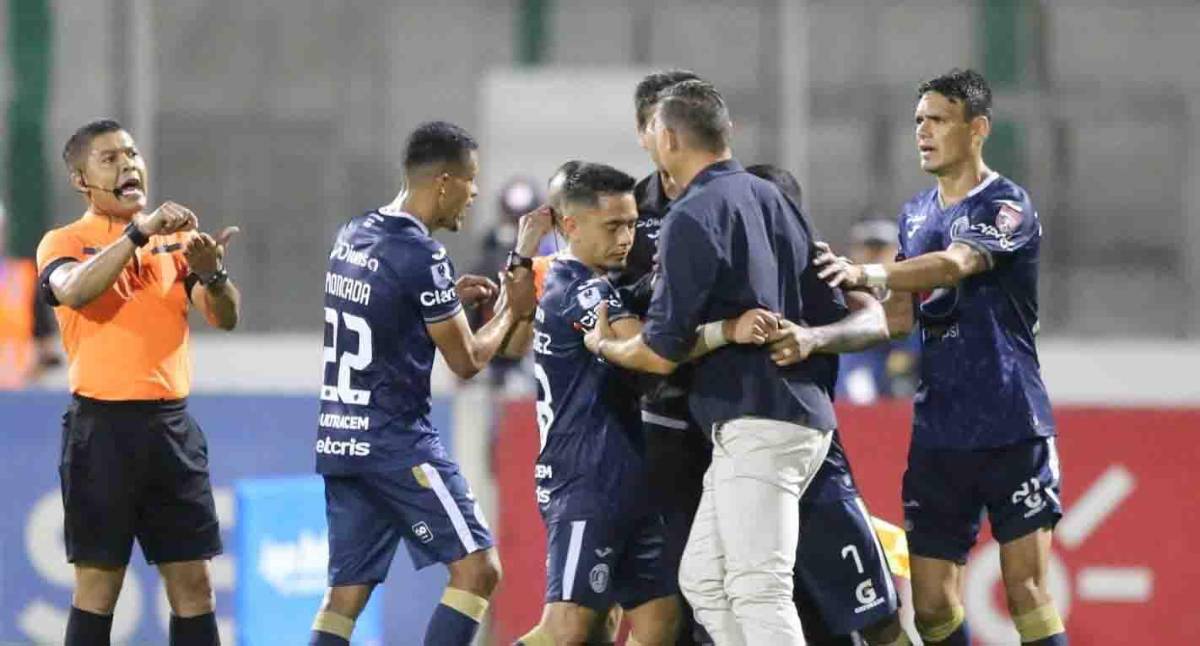 Acta arbitral revela terribles insultos de “La Tota” Medina