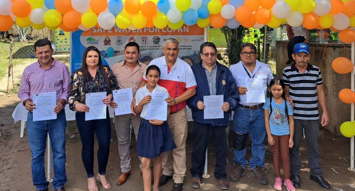 Unen esfuerzos para llevar agua a unas 13 comunidades de Copán